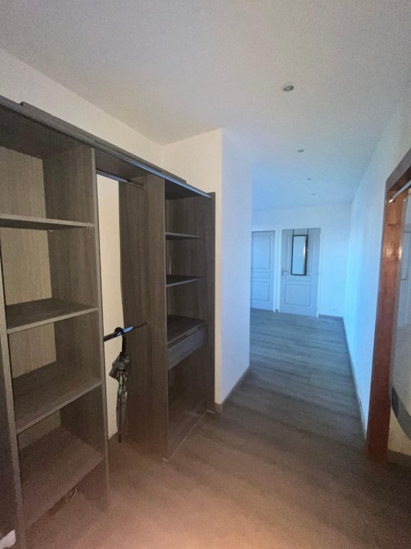 APPARTEMENT T2 A LOUER - ST ETIENNE PUIT COURIOT - 40 m2 - 450 &euro; charges comprises par mois