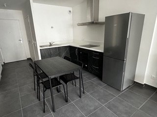 APPARTEMENT T2 A LOUER - ST ETIENNE - 49.2 m2 - 650 &euro; charges comprises par mois