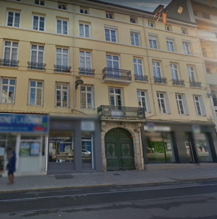 PARKING EXTERIEUR A LOUER - ST ETIENNE - 60 &euro; charges comprises par mois