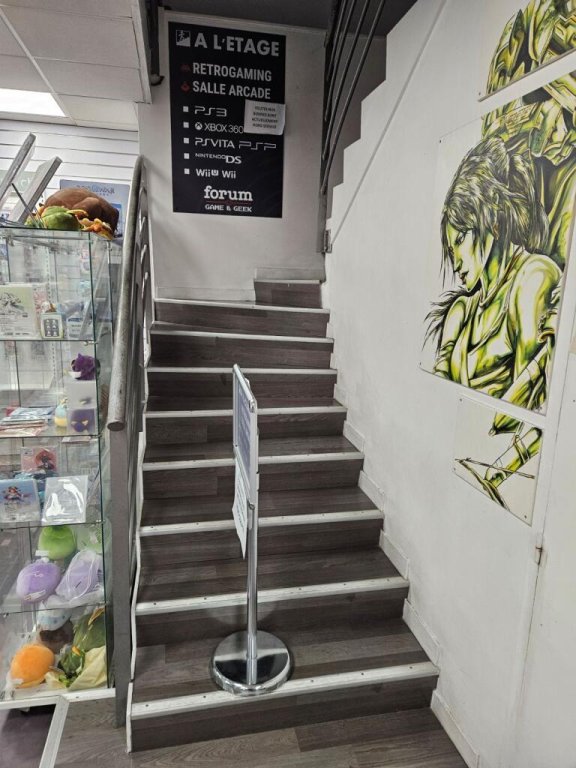 BOUTIQUE A VENDRE - ST ETIENNE - 195 000 &euro; 