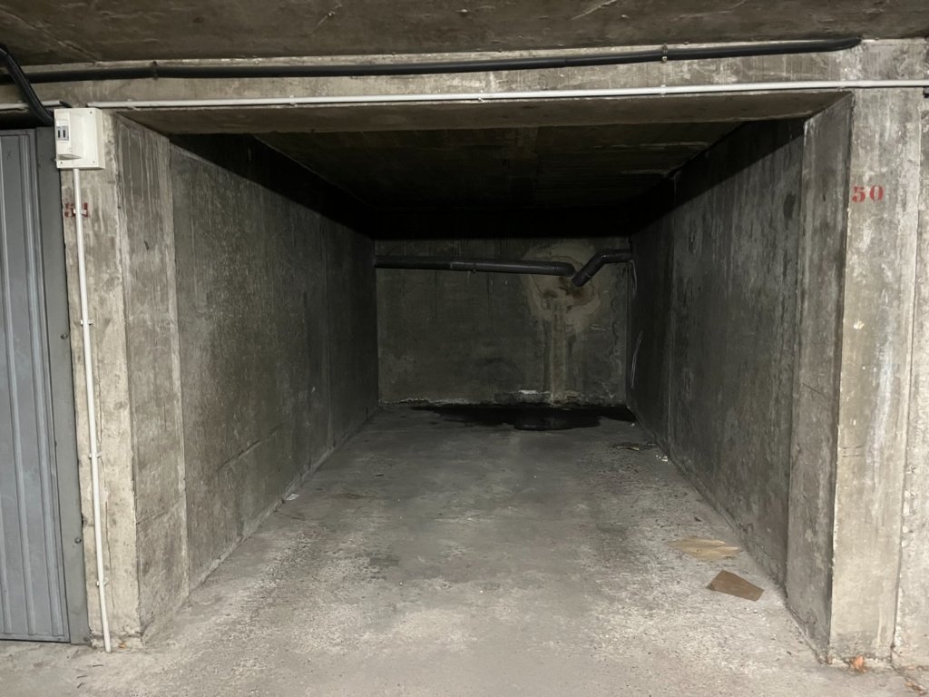 GARAGE A VENDRE - ST ETIENNE HYPER CENTRE VILLE - 12.5 m2 - 13 000 &euro;