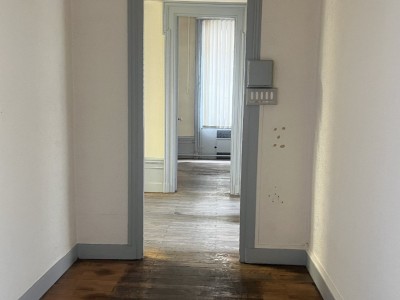 Local commercial / professionnel / appartement A VENDRE - ST ETIENNE centre ville - 174.44 m2 - 145 000 €