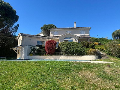 MAISON A VENDRE - ST ETIENNE - 163.67 m2 - 520 000 €