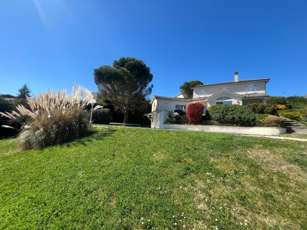 MAISON A VENDRE - ST ETIENNE - 163.67 m2 - 520 000 &euro;