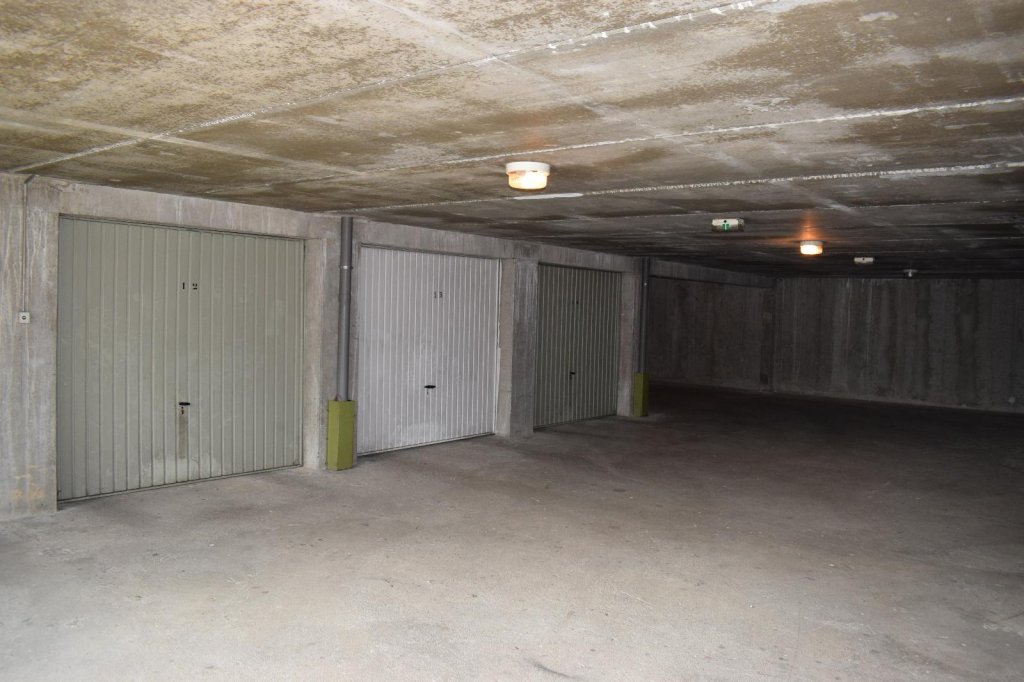 PARKING EXTERIEUR A LOUER - LA RICAMARIE - 64 &euro; charges comprises par mois