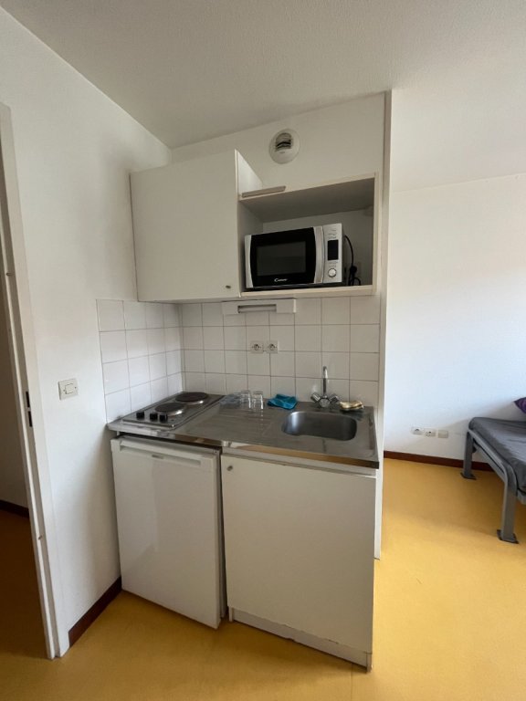 STUDIO A VENDRE - ST ETIENNE CAMPUS TREFILERIE - 17.68 m2 - 39 000 &euro;