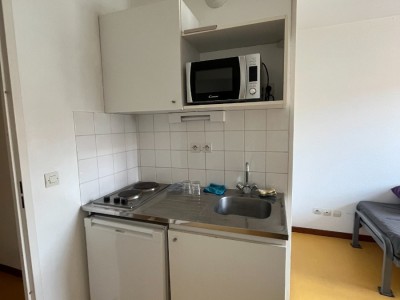 STUDIO A VENDRE - ST ETIENNE CAMPUS TREFILERIE - 17.68 m2 - 39 000 €