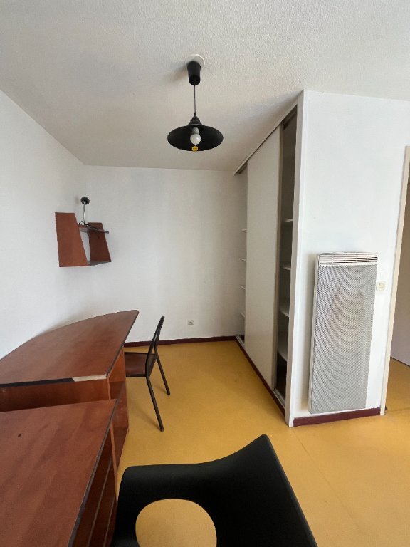 STUDIO A VENDRE - ST ETIENNE CAMPUS TREFILERIE - 17.68 m2 - 39 000 &euro;