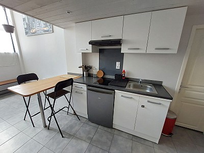APPARTEMENT T1 A LOUER - ST ETIENNE - 36.63 m2 - 450 &euro; charges comprises par mois
