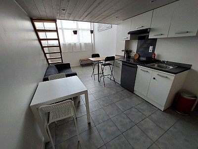 APPARTEMENT T1 A LOUER - ST ETIENNE - 36.63 m2 - 450 &euro; charges comprises par mois