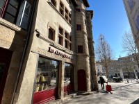 APPARTEMENT T2 A LOUER - ST ETIENNE - 41 m2 - 380 &euro; charges comprises par mois