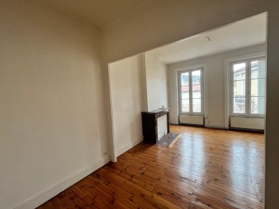 APPARTEMENT T2 A LOUER - ST ETIENNE CENTRE VILLE / CHAVANELLE - 64 m2 - 460 € charges comprises par mois