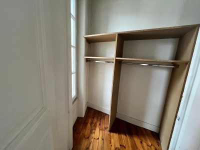 APPARTEMENT T2 A LOUER - ST ETIENNE CENTRE VILLE / CHAVANELLE - 64 m2 - 460 € charges comprises par mois