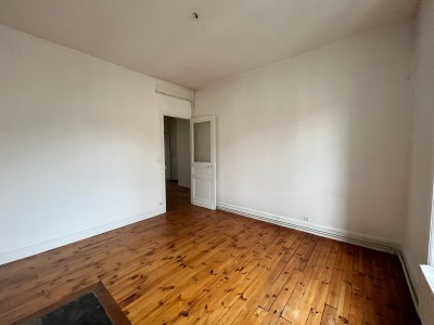 APPARTEMENT T2 A LOUER - ST ETIENNE CENTRE VILLE / CHAVANELLE - 64 m2 - 460 € charges comprises par mois