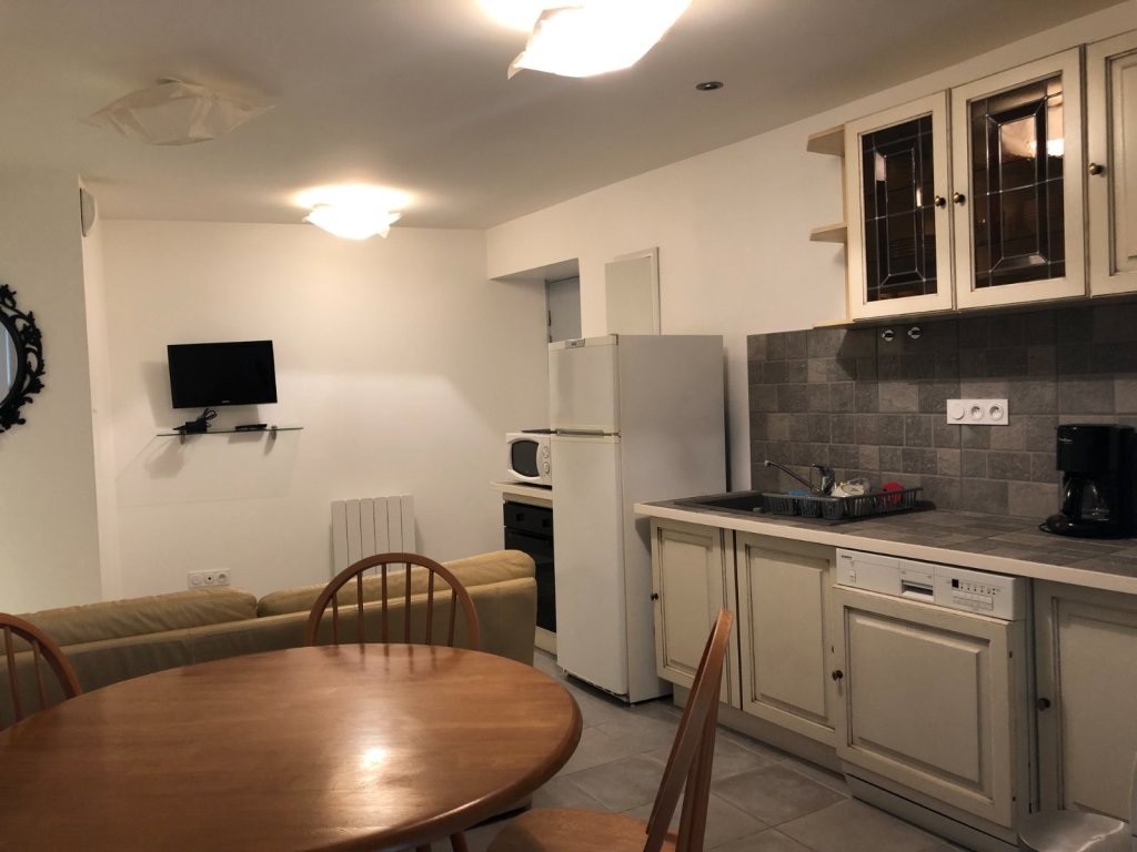 APPARTEMENT T2 A LOUER - ST ETIENNE Jean Jaurès - 35.38 m2 - 450 &euro; charges comprises par mois
