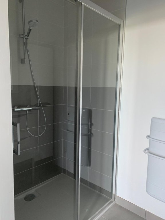 APPARTEMENT T2 A LOUER - ST ETIENNE PUIT COURIOT - 40 m2 - 450 &euro; charges comprises par mois