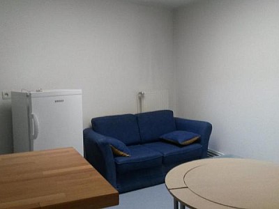 APPARTEMENT T2 A LOUER - ST ETIENNE - 51 m2 - 500,93 &euro; charges comprises par mois