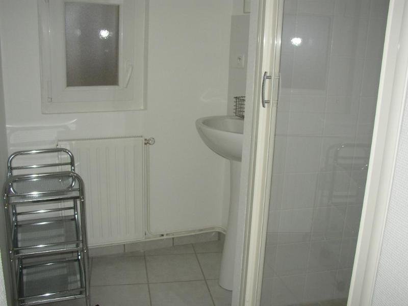 APPARTEMENT T2 A LOUER - ST ETIENNE - 51 m2 - 500,93 &euro; charges comprises par mois