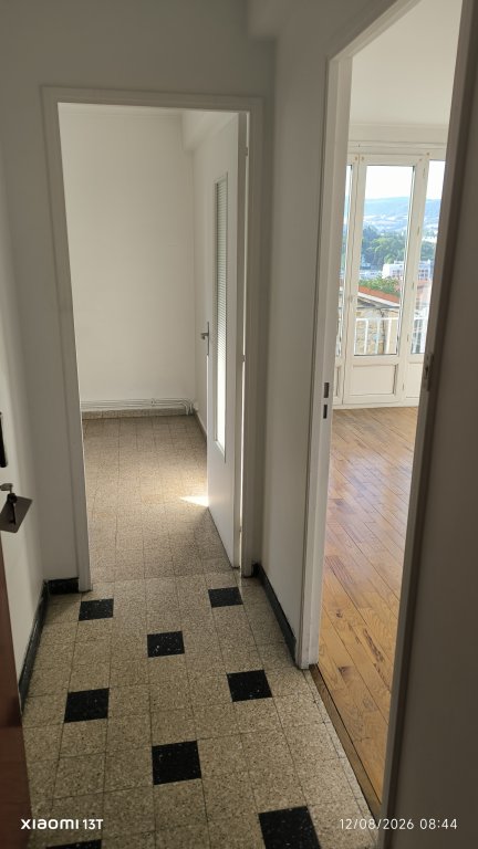 APPARTEMENT T2 A LOUER - ST ETIENNE - 40.6 m2 - 430 &euro; charges comprises par mois