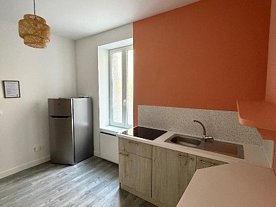 APPARTEMENT T2 A LOUER - ST ETIENNE - 28.85 m2 - 440 &euro; charges comprises par mois