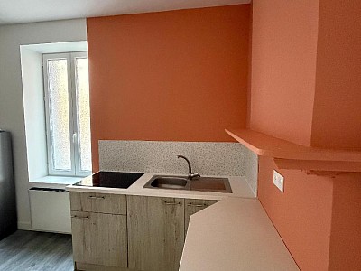 APPARTEMENT T2 A LOUER - ST ETIENNE - 28.85 m2 - 440 &euro; charges comprises par mois