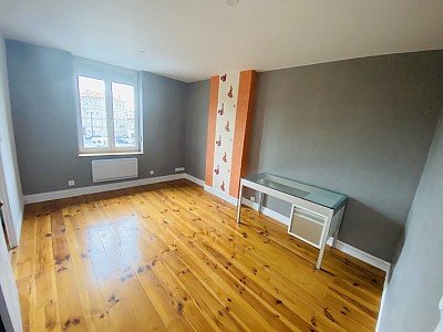 APPARTEMENT T2 A LOUER - ST ETIENNE - 40.37 m2 - 450 € charges comprises par mois