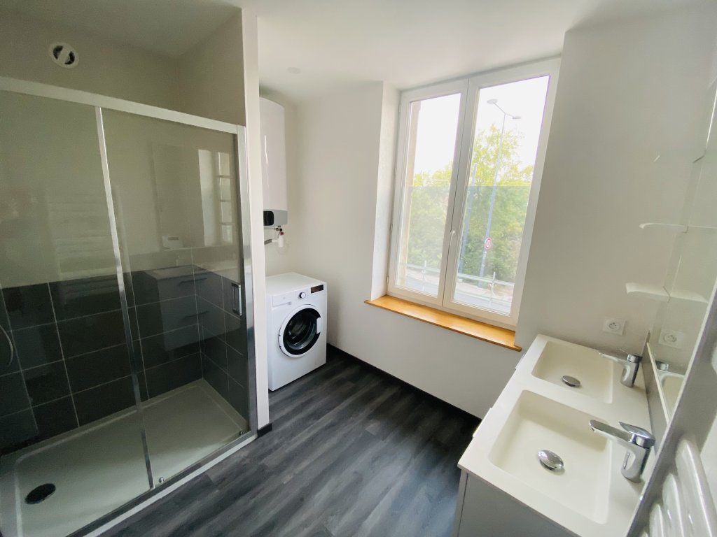 APPARTEMENT T2 A LOUER - ST ETIENNE - 40.37 m2 - 450 &euro; charges comprises par mois