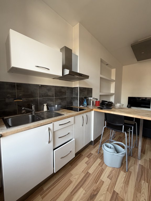 APPARTEMENT T2 A LOUER - ST ETIENNE - 31.23 m2 - 480 &euro; charges comprises par mois