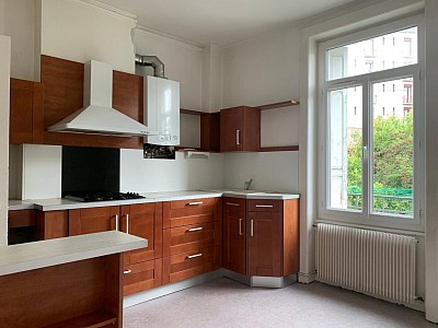 APPARTEMENT T2 A LOUER - ST ETIENNE - 44.04 m2 - 520 € charges comprises par mois