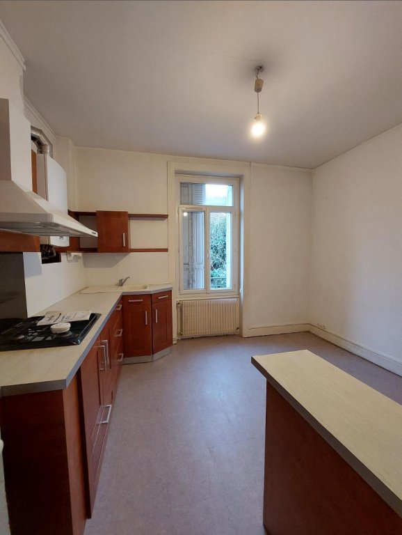 APPARTEMENT T2 A LOUER - ST ETIENNE - 44.04 m2 - 520 &euro; charges comprises par mois