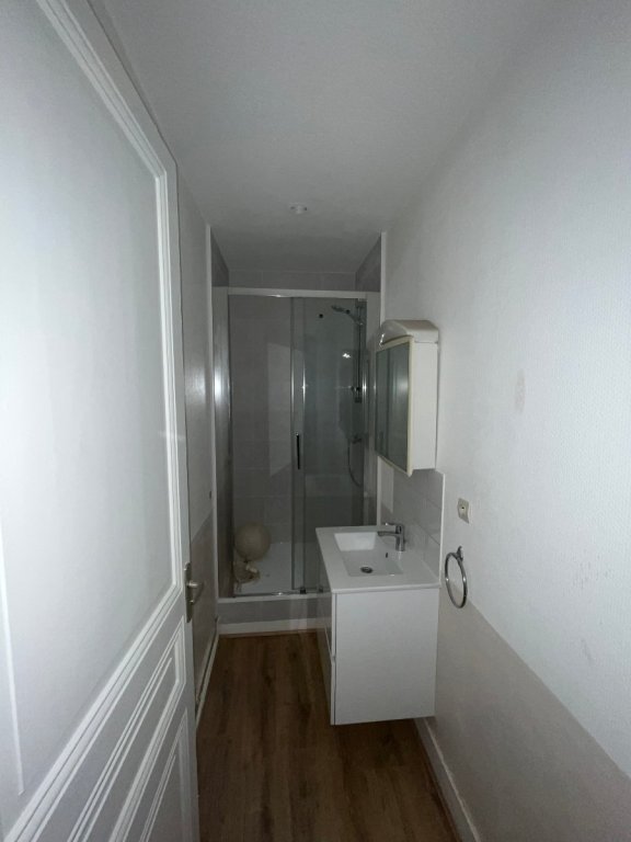 APPARTEMENT T2 A LOUER - ST ETIENNE - 36 m2 - 320 &euro; charges comprises par mois