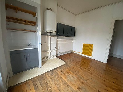 APPARTEMENT T2 A LOUER - ST ETIENNE - 53 m2 - 450 € charges comprises par mois