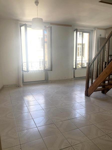 APPARTEMENT T2 A LOUER - ST ETIENNE - 47.2 m2 - 395 &euro; charges comprises par mois