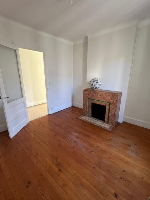 APPARTEMENT T2 A LOUER - ST ETIENNE - 64 m2 - 510 &euro; charges comprises par mois