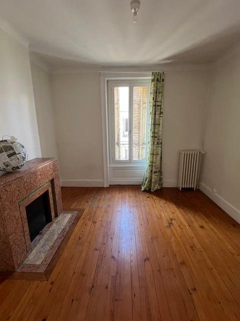 APPARTEMENT T2 A LOUER - ST ETIENNE - 64 m2 - 510 &euro; charges comprises par mois