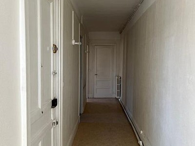 APPARTEMENT T2 A LOUER - ST ETIENNE - 64 m2 - 510 &euro; charges comprises par mois
