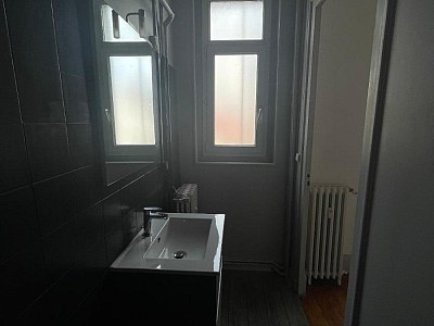 APPARTEMENT T2 A LOUER - ST ETIENNE - 55.34 m2 - 490 € charges comprises par mois