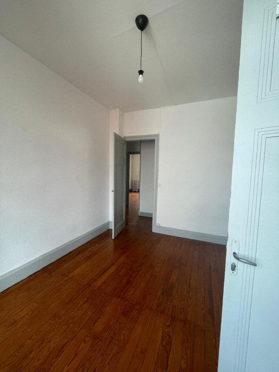 APPARTEMENT T2 A LOUER - ST ETIENNE - 55.34 m2 - 490 &euro; charges comprises par mois