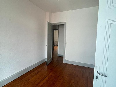 APPARTEMENT T2 A LOUER - ST ETIENNE - 55.34 m2 - 490 € charges comprises par mois