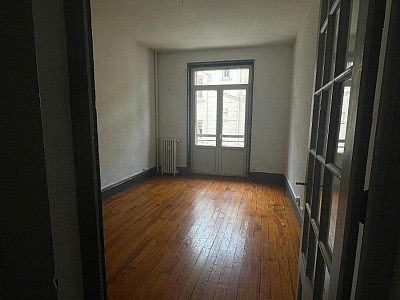APPARTEMENT T2 A LOUER - ST ETIENNE - 55.34 m2 - 490 € charges comprises par mois