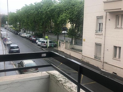 APPARTEMENT T2 A LOUER - ST ETIENNE - 55.34 m2 - 490 € charges comprises par mois
