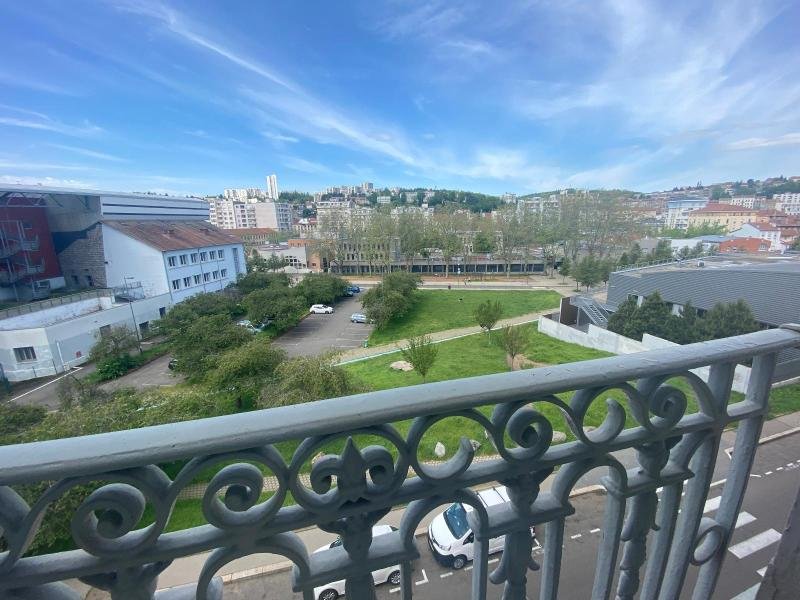 APPARTEMENT T2 A LOUER - ST ETIENNE - 35.87 m2 - 390 &euro; charges comprises par mois