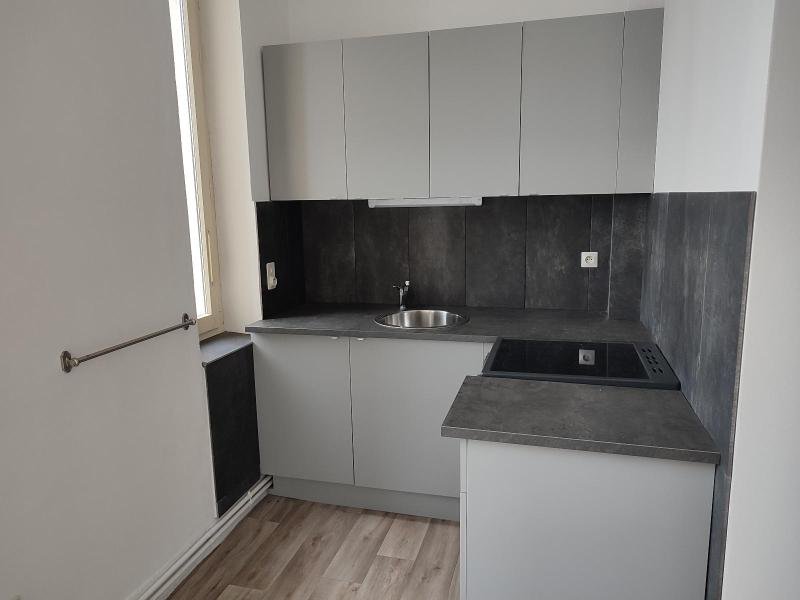 APPARTEMENT T2 A LOUER - ST ETIENNE - 58 m2 - 420 &euro; charges comprises par mois
