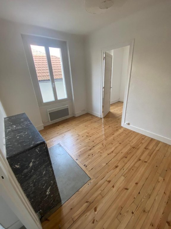APPARTEMENT T2 A LOUER - ST ETIENNE - 46 m2 - 430 &euro; charges comprises par mois