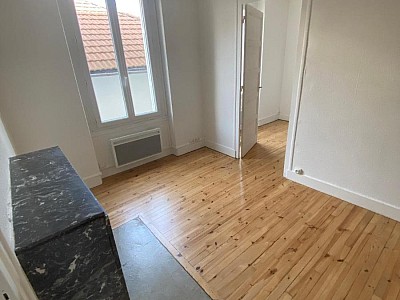 APPARTEMENT T2 A LOUER - ST ETIENNE - 46 m2 - 430 &euro; charges comprises par mois