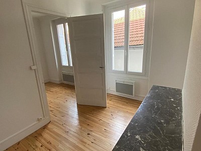 APPARTEMENT T2 A LOUER - ST ETIENNE - 46 m2 - 430 &euro; charges comprises par mois