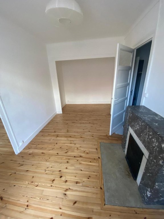 APPARTEMENT T2 A LOUER - ST ETIENNE - 46 m2 - 430 &euro; charges comprises par mois