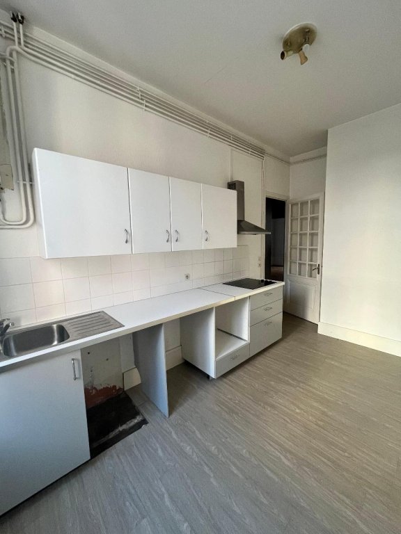 APPARTEMENT T2 A LOUER - ST ETIENNE - 58.25 m2 - 450 &euro; charges comprises par mois