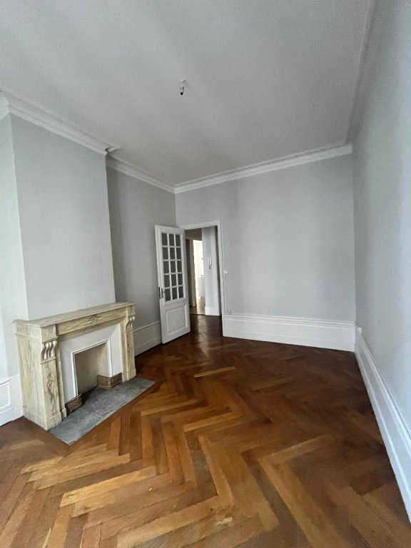APPARTEMENT T2 A LOUER - ST ETIENNE - 58.25 m2 - 450 &euro; charges comprises par mois