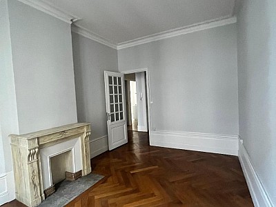 APPARTEMENT T2 A LOUER - ST ETIENNE - 58.25 m2 - 450 € charges comprises par mois